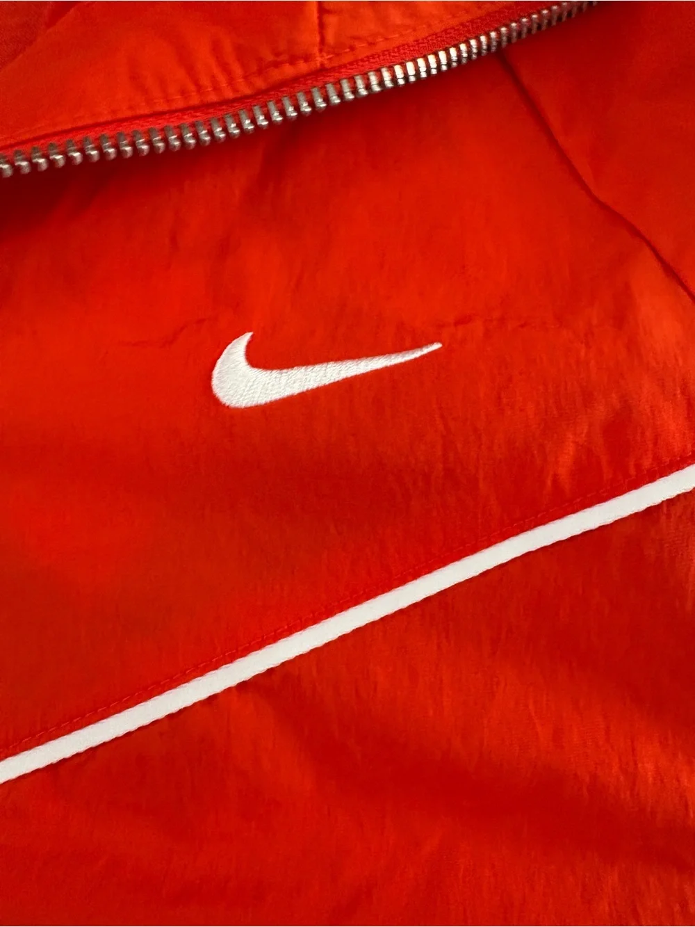 Nike orange Windrunner Women's Loose UV Woven Full-Zip Jacket sz M